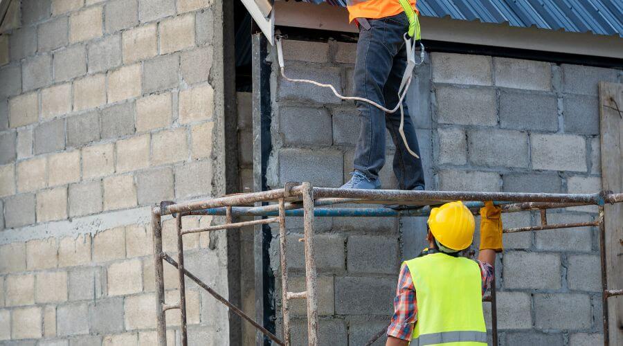 Expert Emergency Roof Repairs services in Milligan, NE